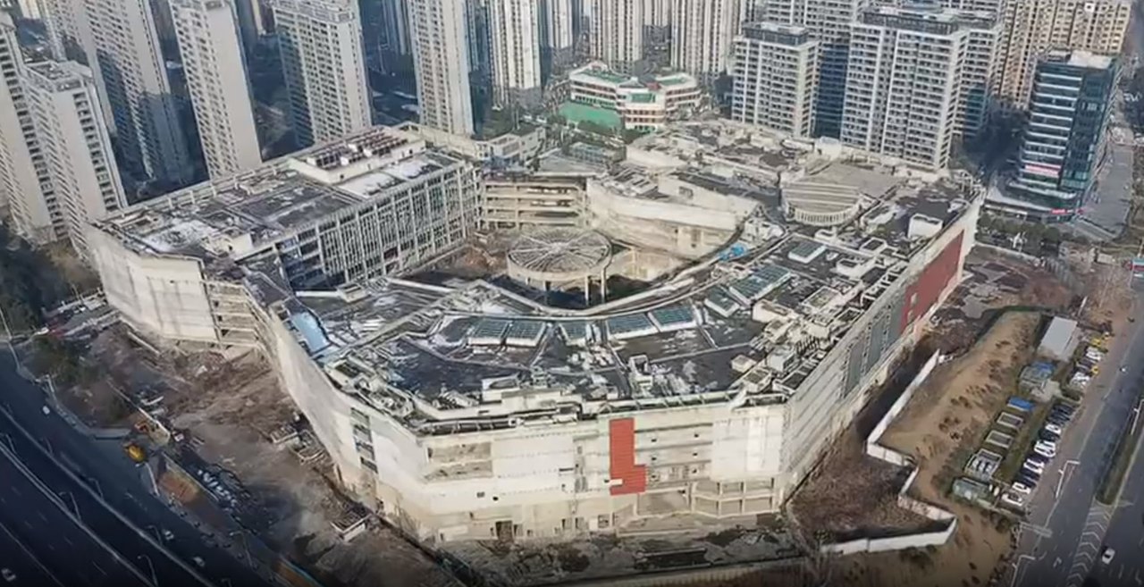 曾宣称投50亿元但停工五年 合肥苏宁广场6.57亿元易主,华润系年内频频抄底不良资产